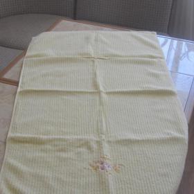  Новое махровое полотенце. Размеры:  53х92 см