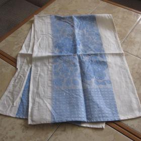 Льняное полотенце советских времен. Размеры:  33х100 см 