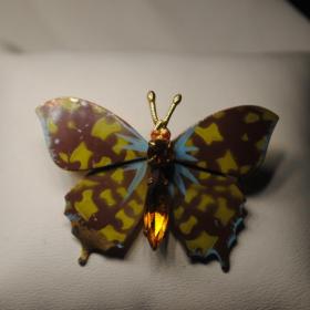винтажная брошь "бабочка" латунь эмали ювелирное стекло  