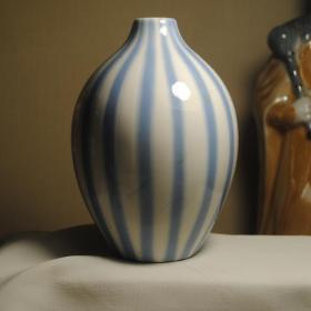 винтажная ваза вазочка фаянс? тонкая керамика?  