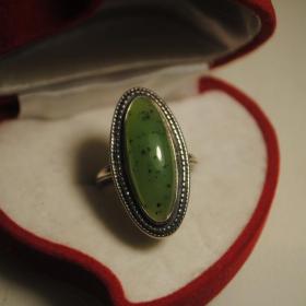 винтажное кольцо серебро 925 натуральный камень нефрит  