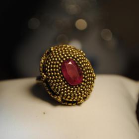 винтажное кольцо перстень латунь природный рубин 