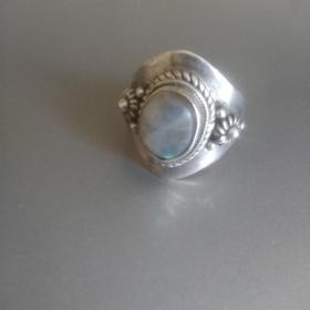 Винтажное серебряное кольцо. 925 пр.