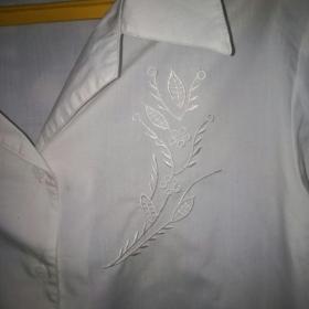 Блуза с вышивкой х/б