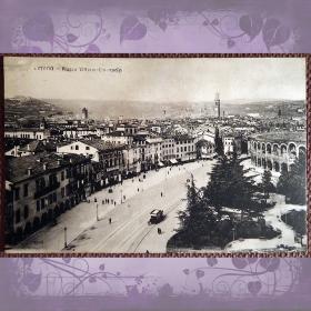Антикварная открытка "Верона. Площадь Витторио-Эмануэле". Италия