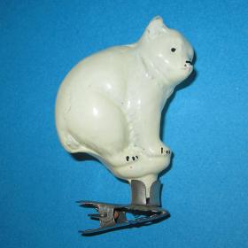 Ёлочная игрушка. Белый мишка