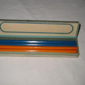 коробка с 12 новыми карандашами 1946-1968г.г.