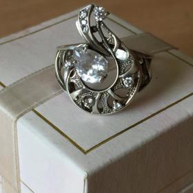 Кольцо серебро 925 , размер 18.