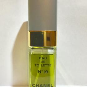 Винтаж: Chanel 19 Chanel от 100 мл. едт . Зелень, травы,лес ,пудра
