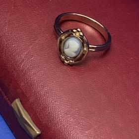 Камея перстень кольцо Голубой тон в золотой оправе Винтаж