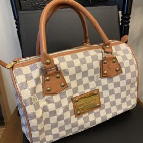 Винтажная сумка Louis Vuitton копия. Легкая , вместительная