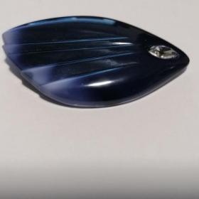 Брошь, Чехия 60е гг. Моллированное стекло синее, латунь. Р-р 6,2 х 3,5 см