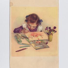 Открытка СССР Любимая тема 1954 Жуков подписана соцреализм дети детство девочка школа рисование