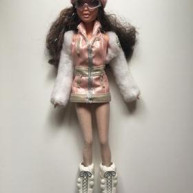 Барбиобразная кукла Майсин