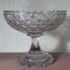 Старинная ваза. Стекло. Русский камень. 19 век