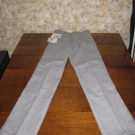 Новые вельветовые (х/б) брюки на мальчика советских времен, 80-е годы, примерно,  на 8-10 лет
