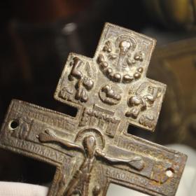 старинный антикварный крест бронза литье  