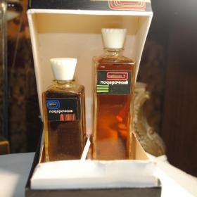 винтажный парфюмерный набор СССР "подарочный"  