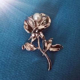 Серебряная роза 