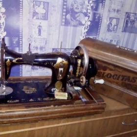 Антикварная Швейная машинка Velocitas 1905 г
