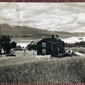 Открытка "Гора Орескутан и озеро Калльшён. Вид из Браттегена". Швеция. 1930-е годы