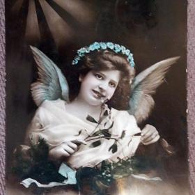 Антикварная открытка "Девушка. Ангел. Рождество"