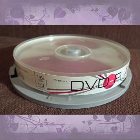 Диски DVD-R. Болванка 10 штук + 1 в подарок