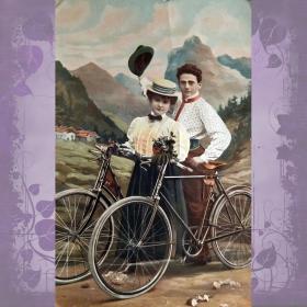Антикварная открытка "Велосипедисты"