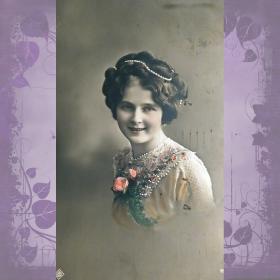 Антикварная открытка "Девушка с жемчугом"