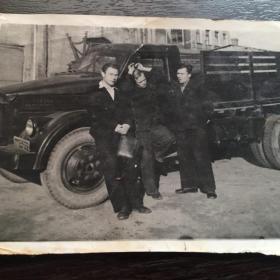 старинное фото послевоенное Грузовой автомобиль ГаЗ?