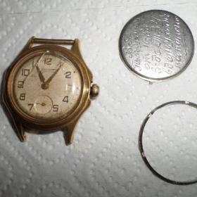 Мужские наручные позолоченные часы Восток , СССР