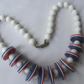 Бусы колье ожерелье винтаж чешские Чехословакия пластик  длина 44 см    