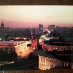Москва. Вид на Кремлевский дворец съездов. 1982 год.