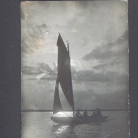старая фотография 20-х г.г. прошлого века "Яхта на Иртыше"