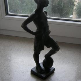 Скульптура "Футболист" Монументскульптура, 1962г.
