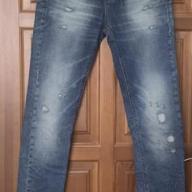 Мужские джинсы молодежного испанского бренда Pull&Bear, размер 44-46