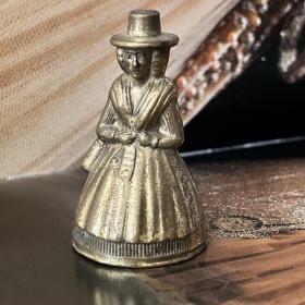 Звонкий колокольчик 1940-50 г Дама в шляпе Англия Винтаж маркирован