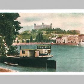 Открытка СССР. ЧССР. Братислава. Вид из парка на замок и реку Дунай, 1963 г, чистая