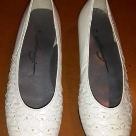новые туфли белые Белвест 