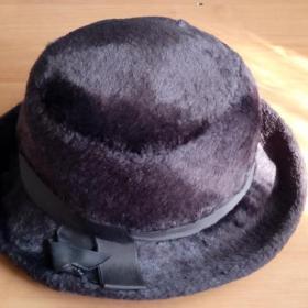 Зимняя женская меховая шляпа СССР 