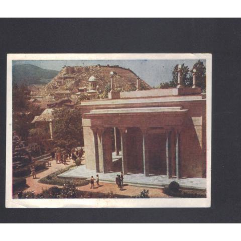 Старая открытка.  павильон над домом, где родился Сталин 